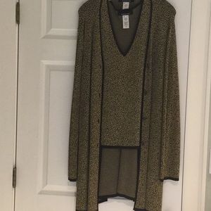 Jones of N.Y 2 piece animal print knit tunic/shell